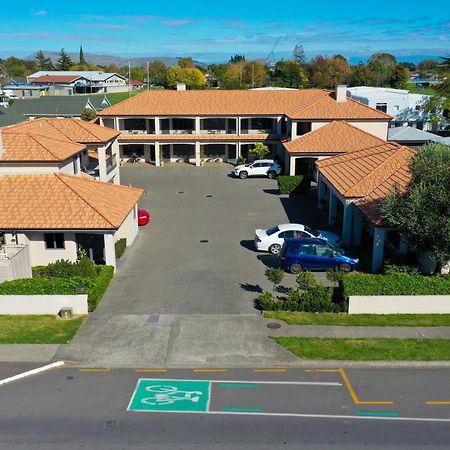 Harvest Lodge Motel Havelock North Exterior photo