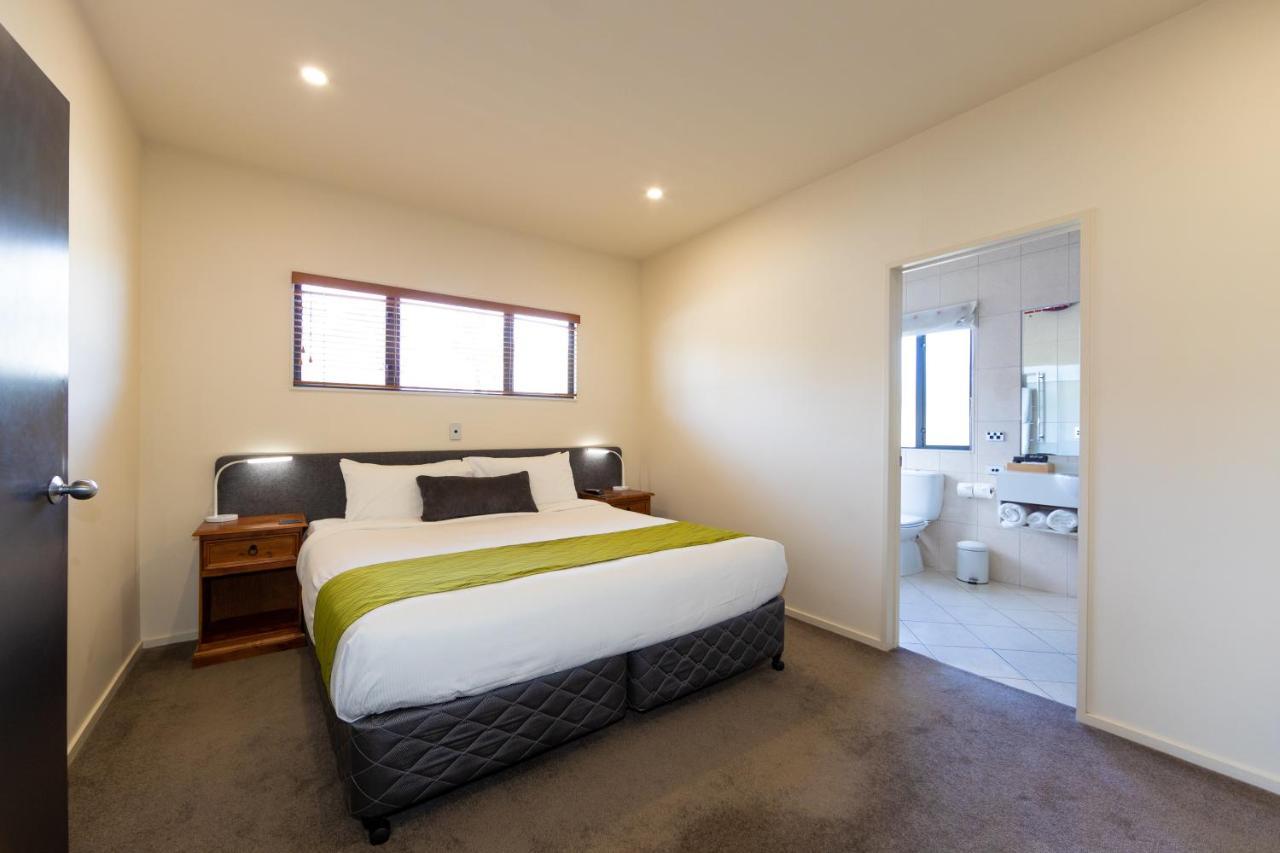Harvest Lodge Motel Havelock North Exterior photo
