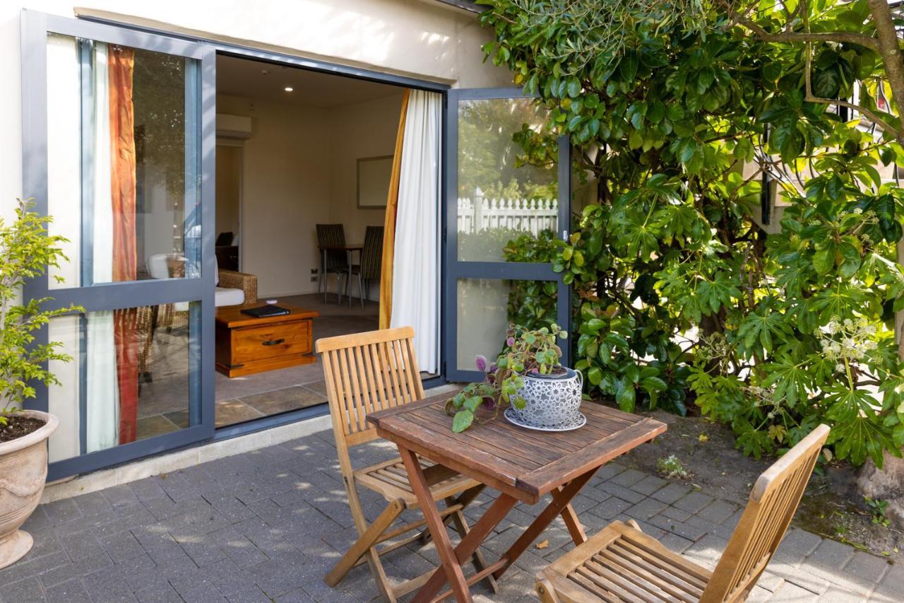 Harvest Lodge Motel Havelock North Exterior photo