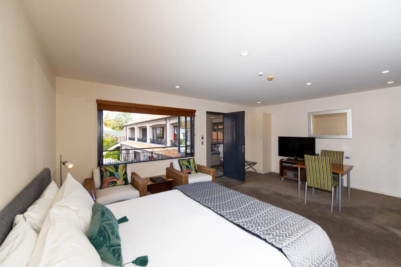 Harvest Lodge Motel Havelock North Exterior photo