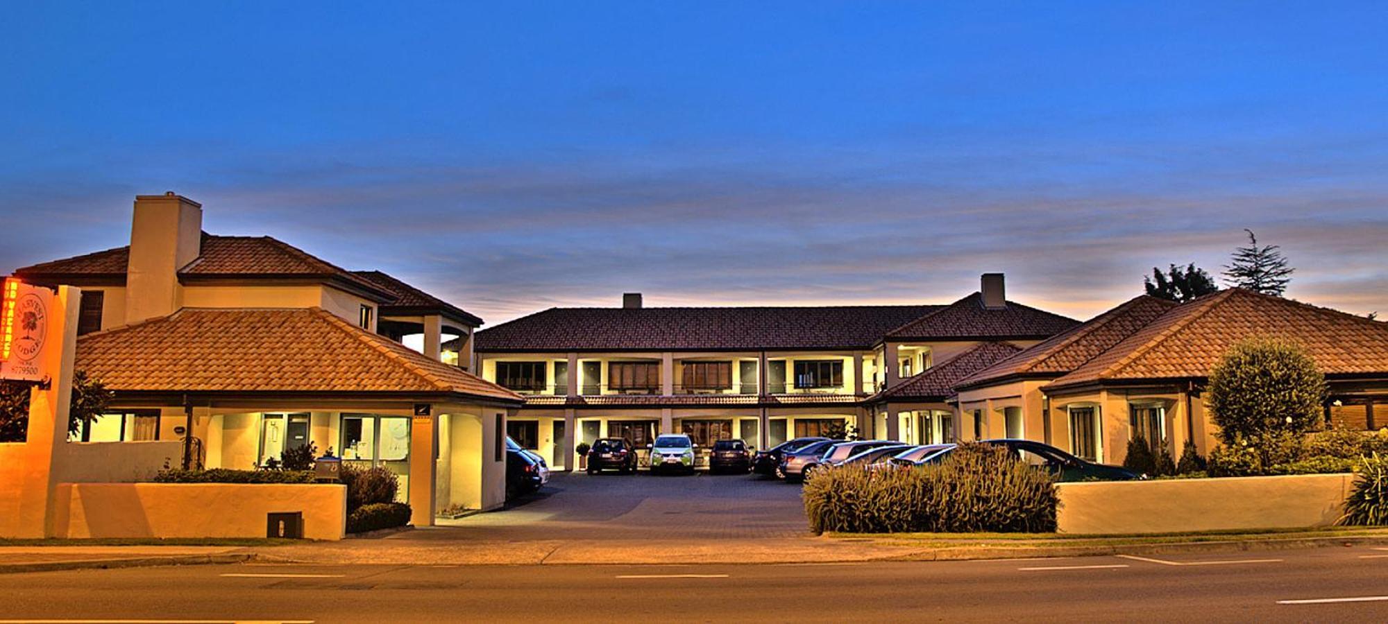 Harvest Lodge Motel Havelock North Exterior photo
